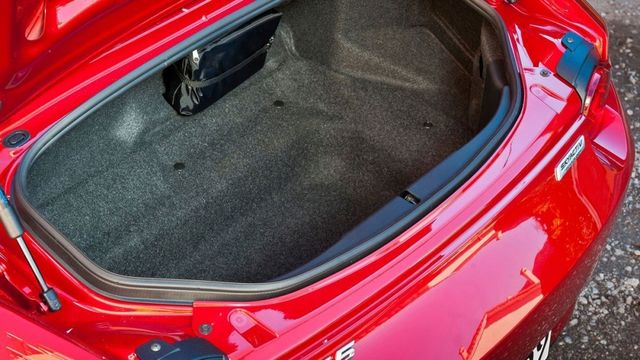 2021 Mazda MX-5 2.0  第9張相片