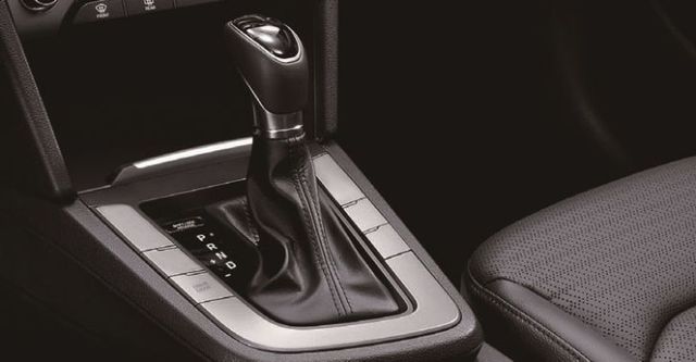 2018 Hyundai Elantra 悍動型  第10張相片