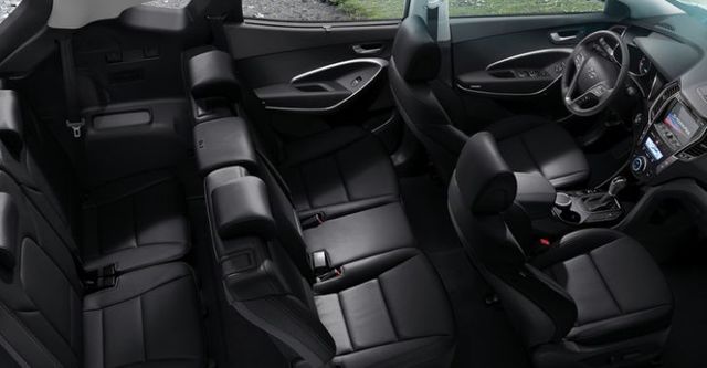 2018 Hyundai Santa Fe 2.2領袖款7人座  第6張相片