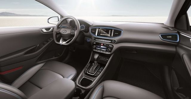 2018 Hyundai Ioniq Hybrid 1.6  第7張相片