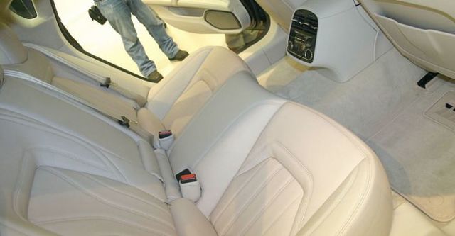 2018 Maserati Quattroporte Standard  第9張相片