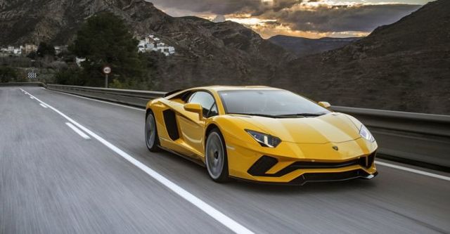 2018 Lamborghini Aventador S Coupe V12  第5張相片