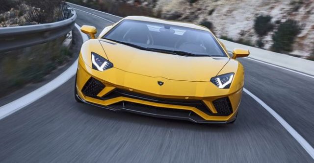 2018 Lamborghini Aventador S Coupe V12  第6張相片