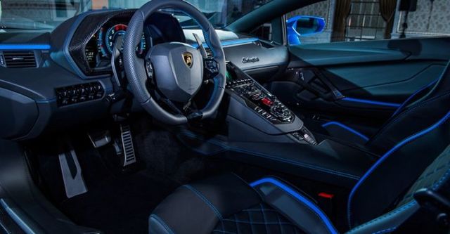 2018 Lamborghini Aventador S Coupe V12  第10張相片