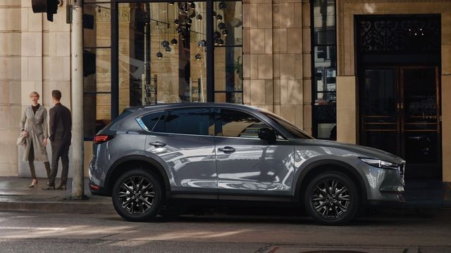 2021 Mazda CX-5 2.0黑艷頂級版  第9張相片