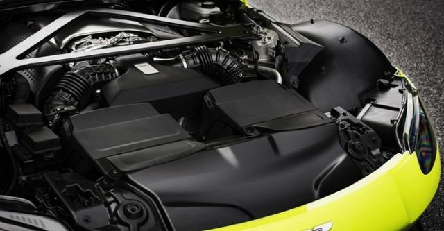 2018 Aston Martin Vantage 4.0 V8  第10張相片
