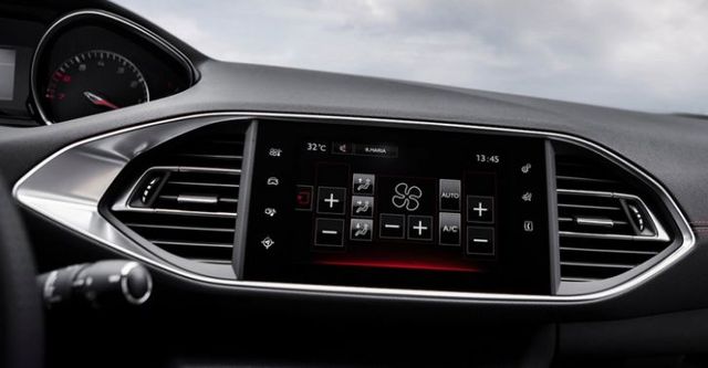 2018 Peugeot 308 GTi  第10張相片
