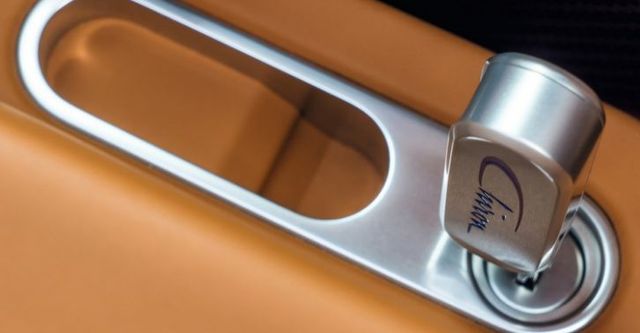 2018 Bugatti Chiron W16  第7張相片