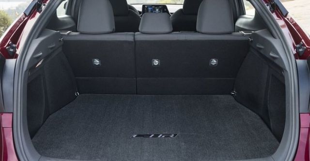 2018 Toyota C-HR 豪華  第9張相片