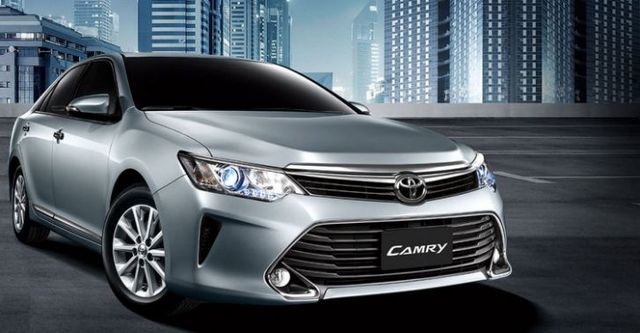 2018 Toyota Camry 2.0雅致  第4張相片