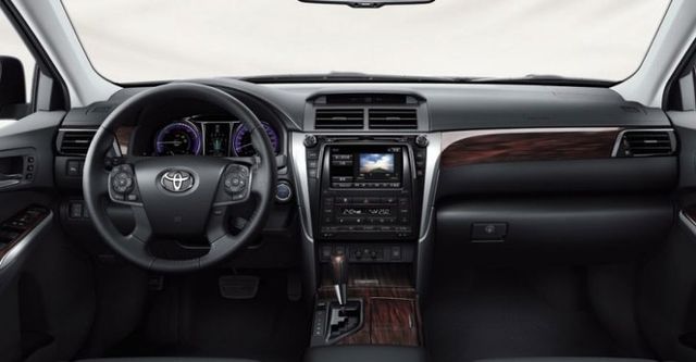 2018 Toyota Camry Hybrid旗艦  第5張相片