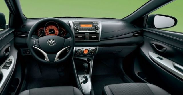 2018 Toyota Yaris 1.5經典+  第7張相片
