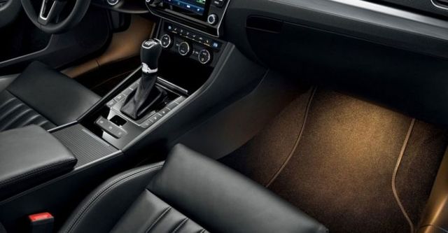 2018 Skoda Superb Sedan 1.8 TSI尊榮版  第5張相片