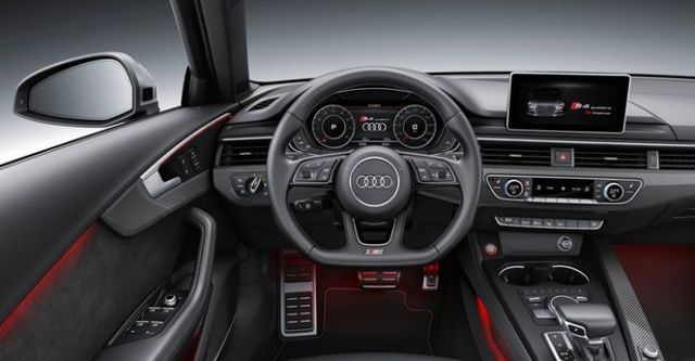 2018 Audi A4 Sedan S4  第9張相片