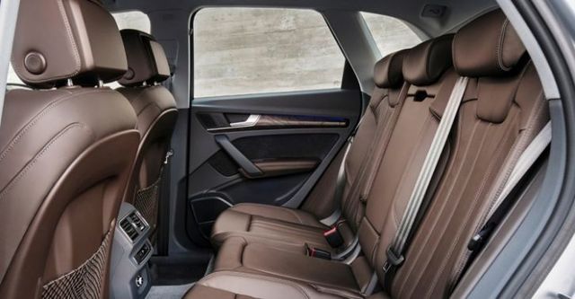 2018 Audi Q5 45 TFSI quattro  Premium  第8張相片