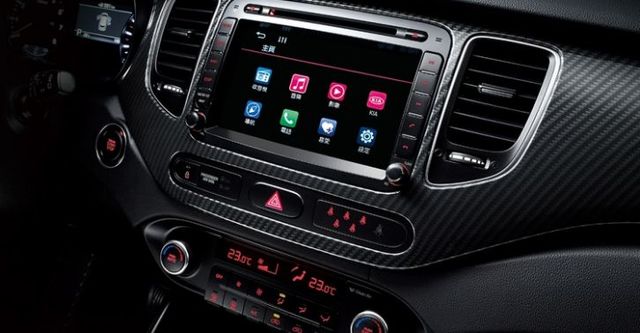 2018 Kia Carens CRDi 柴油旗艦版  第8張相片