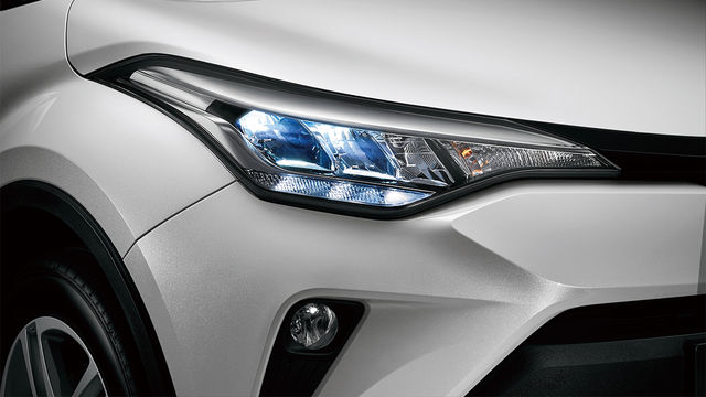2021 Toyota C-HR 經典  第4張相片