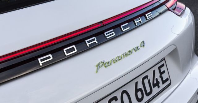 2018 Porsche Panamera Sport Turismo 4  第2張相片