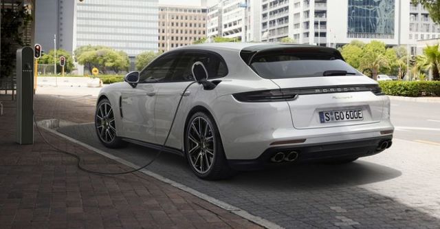 2018 Porsche Panamera Sport Turismo 4 E-Hybrid  第2張相片