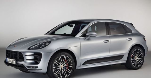 2018 Porsche Macan Turbo with Performance Package  第2張相片