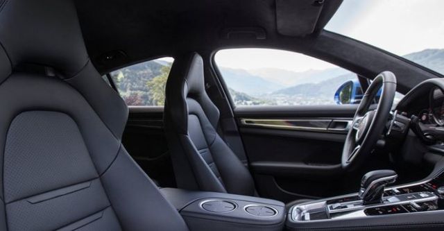 2018 Porsche Panamera 4 Executive  第6張相片