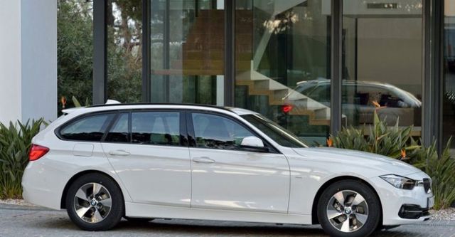 2018 BMW 3-Series Touring 320i  第2張相片