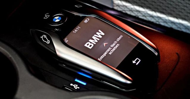 2018 BMW 5-Series Sedan 520i M Sport  第9張相片