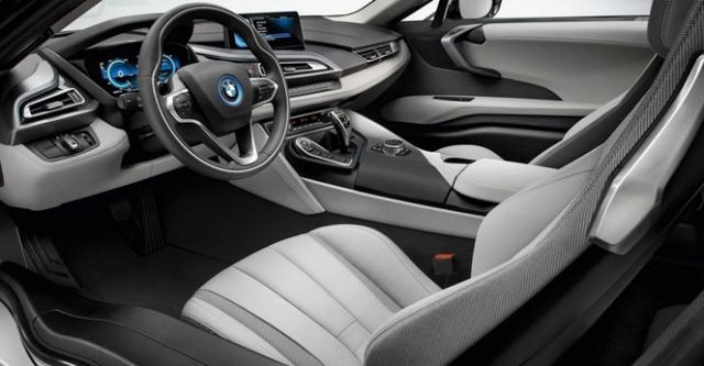 2018 BMW i8 Coupe  第7張相片
