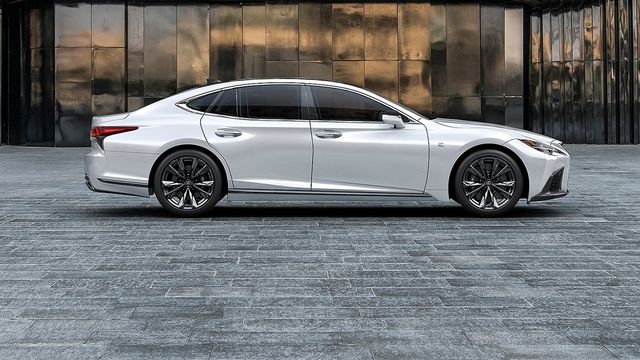 2021 Lexus LS 500h F Sport版  第2張相片