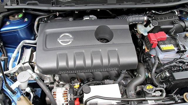 2021 Nissan Tiida 5D 經典版  第8張相片