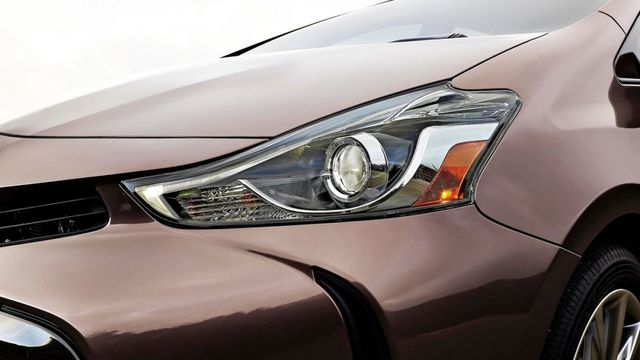 2021 Toyota Prius Alpha 1.8  第6張相片