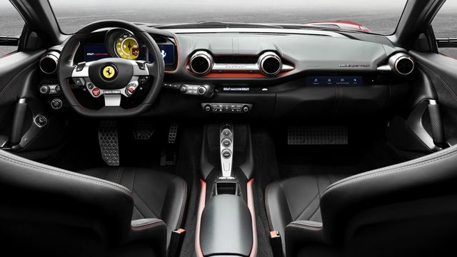 2021 Ferrari 812 Superfast V12  第9張相片