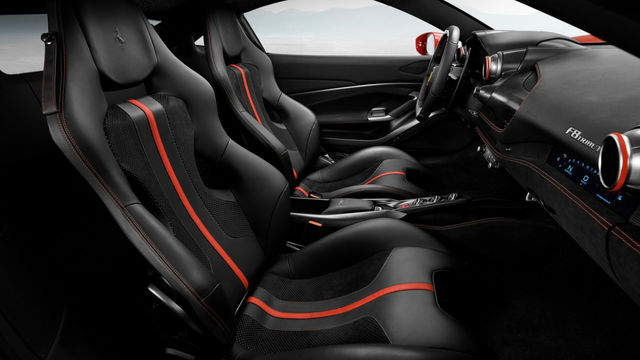 2021 Ferrari F8 Tributo V8  第9張相片