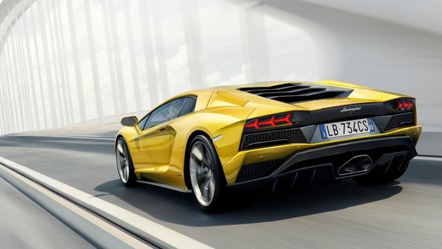 2021 Lamborghini Aventador S Coupe V12  第2張相片