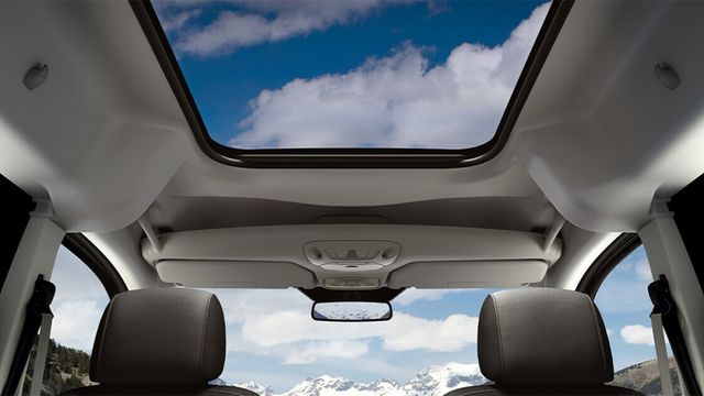 2021 Ford Tourneo Connect 1.5玩咖版  第6張相片