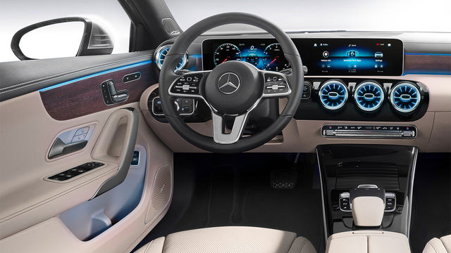 2021 M-Benz A-Class Sedan A180  第7張相片