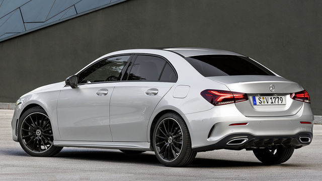 2021 M-Benz A-Class Sedan A200  第2張相片