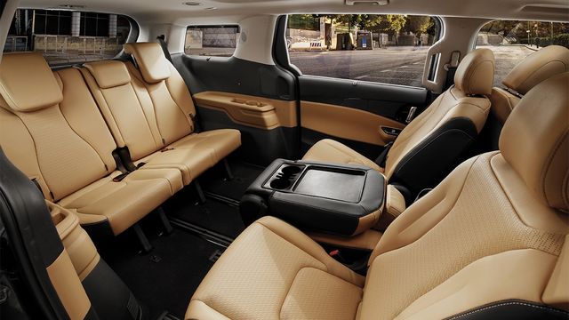2021 Kia Carnival 豪華8人座  第7張相片