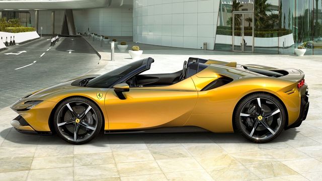2021 Ferrari SF90 Spider Hybrid  第3張相片