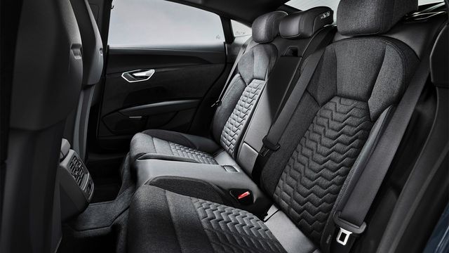 2022 Audi e-tron GT quattro絕美電駒限定款  第9張相片