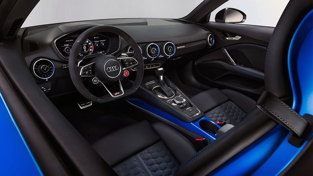 2022 Audi TT RS  第7張相片