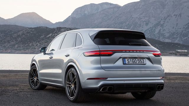 2018 Porsche Cayenne Turbo  第2張相片