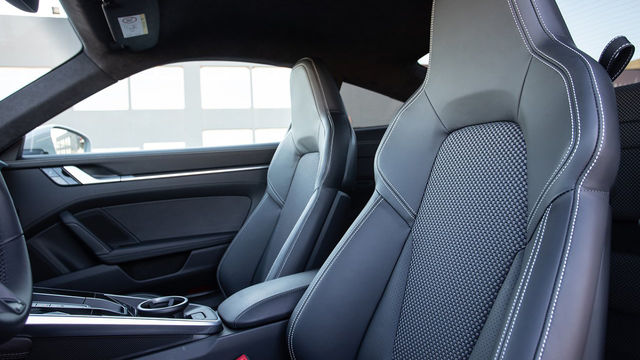 2022 Porsche 911 Carrera S Coupe  第8張相片