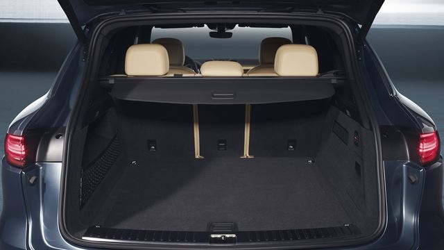 2022 Porsche Cayenne V6  第10張相片