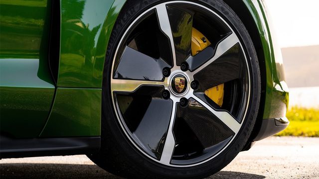 2022 Porsche Taycan Turbo S  第6張相片