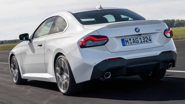 2022 BMW 2-Series 220i M Sport  第3張相片