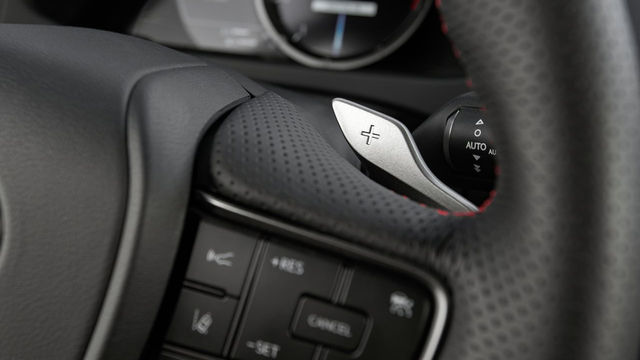 2022 Lexus UX 200 F Sport勁化版  第10張相片