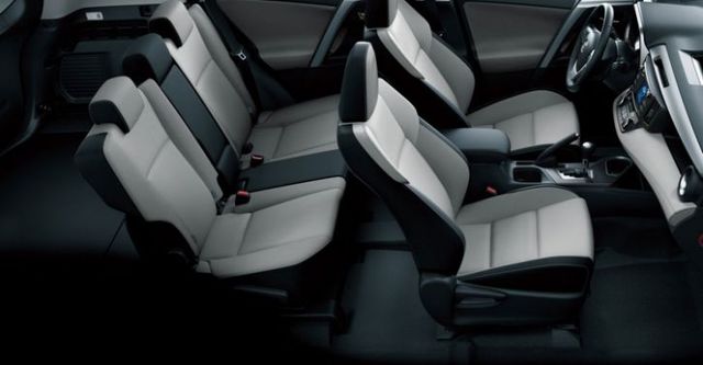 2017 Toyota RAV4 2.5 Hybrid旗艦4WD  第10張相片