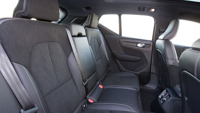 2022 Volvo XC40 B4 Momentum  第9張相片