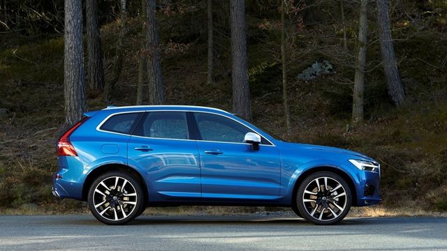 2022 Volvo XC60 B5 R-Design  第1張相片